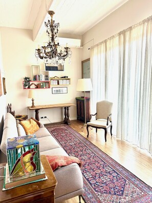 Living area - Elegant & Modern Loft in Torino, Regio Parco (Torino)
