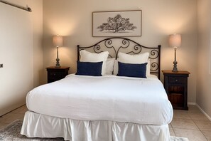 3 Schlafzimmer, Schreibtisch, Bügeleisen/Bügelbrett, kostenloses WLAN