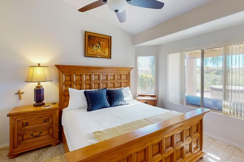 Dog-friendly valley view oasis with private hot tub, shaded patio, washer/dryer