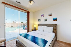 5 bedrooms, free WiFi, bed sheets - Beautiful house with private pool, pool table and outdoor firepit (Indio)