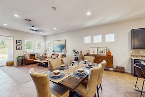 Dining - Dog-friendly golf course-adjacent home with a private pool, pool spa, & AC (Indio)