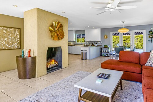 Marvelous, Dog/Family-Friendly House w/Private Grill, Outdoor Pool, Attached Spa