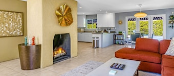 Marvelous, Dog/Family-Friendly House w/Private Grill, Outdoor Pool, Attached Spa