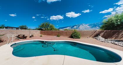 Captivating desert home with private pool, game room, grill, backyard & W/D