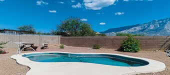Captivating desert home with private pool, game room, grill, backyard & W/D