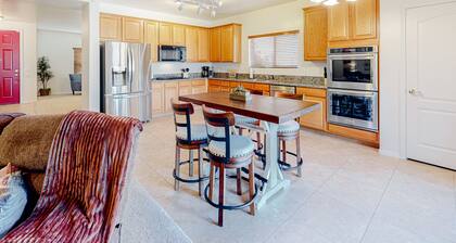 Captivating desert home with private pool, game room, grill, backyard & W/D