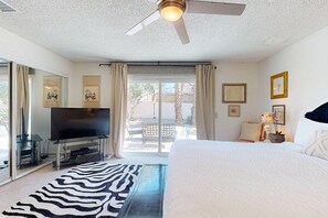 3 bedrooms, iron/ironing board, free WiFi, bed sheets - Recently Updated Home w/ Private Patios: 15 Mins From Downtown Palm Springs (Desert Hot Springs)
