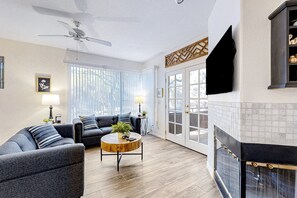 Smart TV - Dog-friendly mountain view condo with pool, hot tub, fitness room, & game room (Tucson)