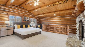 Ferros/tábuas de passar roupa, berço de viagem, Wi-Fi, roupa de cama