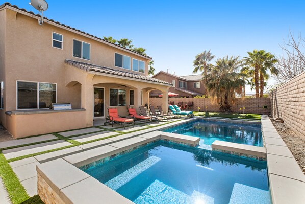 Pool - Inviting and unique dog-friendly home with pool, pool spa, firepit, & W/D (Indio)