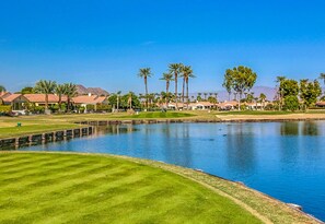 Golf - Waterfront, golf-view home w/ a private pool, pool spa, & outdoor dining area (La Quinta)