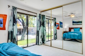 2 bedrooms, iron/ironing board, free WiFi, bed sheets - Classic Palm Springs condo,private patio,mountain view,3 pools,tennis,pickleball (Palm Springs)
