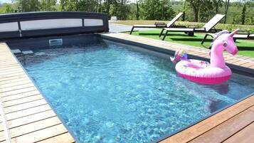 Una piscina techada