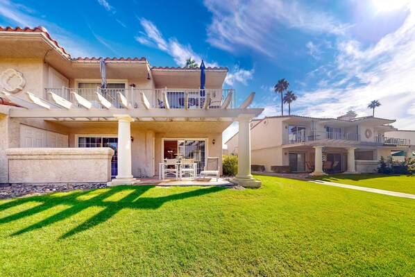 Exterior - Dog-friendly condo with resort amenities & mountain views -7 night minimum (Palm Springs)