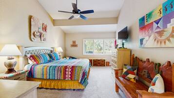 2 bedrooms, iron/ironing board, travel crib, WiFi (free)