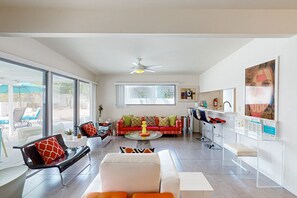 Interior - Modern home w/mountain views, private backyard pool & grill, close to downtown (Palm Springs)