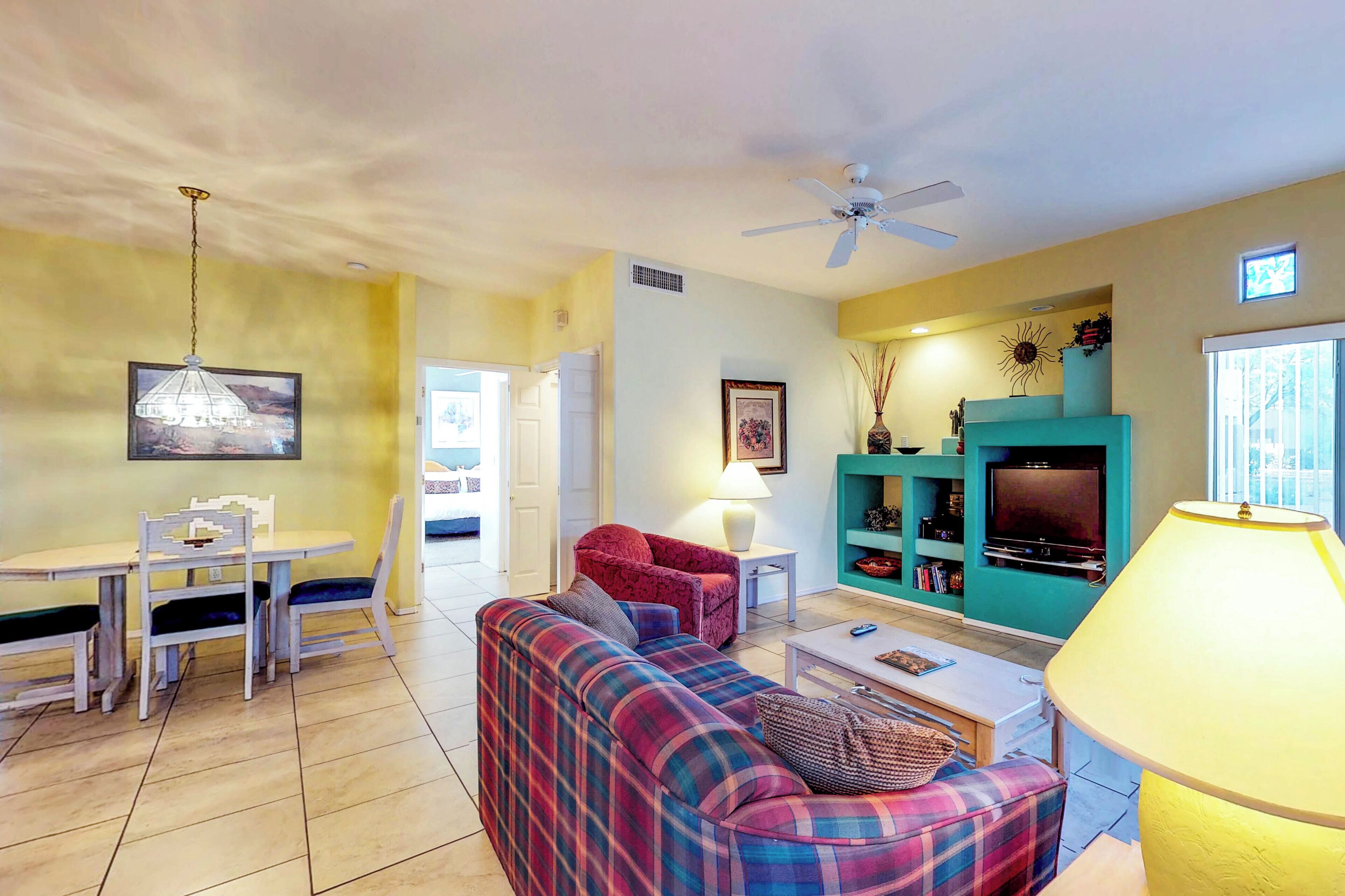 Bright & Modern Resort Condo With Pool & Hot Tub - Catalina State Park, Tucson