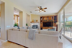 Smart TV, fireplace, DVD player - Dog-Friendly Retreat w/ Bar, Private Pool, & Spa - Golf On-Site (La Quinta)