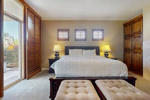 3 bedrooms, desk, iron/ironing board, free WiFi - Dog-Friendly Retreat w/ Bar, Private Pool, & Spa - Golf On-Site (La Quinta)