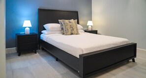 4 Schlafzimmer, Bügeleisen/Bügelbrett, WLAN, Bettwäsche