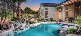 Dog-friendly home w/outdoor pool & firepit, near the top of South Mountain