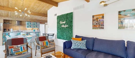 TV, DVD player