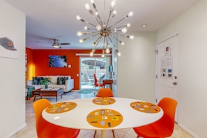 Interior - Ground-floor condo with private hot tub, 8 on-site pools, & tennis/pickleball (Palm Springs)