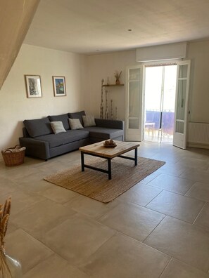 Téléviseur connecté, livres