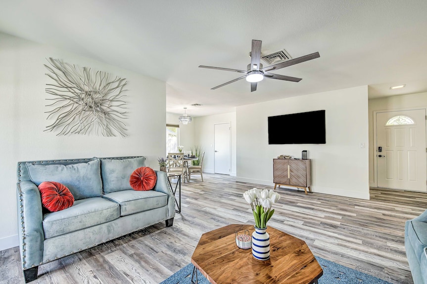 Single-level Dog-friendly Home With Private Pool, Grill, Enclosed Backyard, & Ac - Chandler, AZ