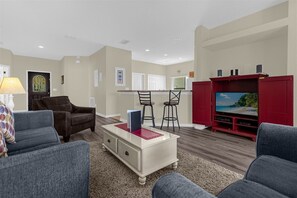 Smart TV - Gorgeous Executive Disney Pool Home in High Grove Clermont 4BR/ 3BA (Clermont)