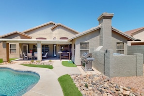 Terrace/patio - Dog-friendly home with pool, grill, office, enclosed backyard, & fireplace (Gilbert)