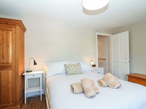 2 habitaciones, decoración personalizada y muebles diferentes 