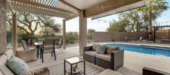 Stunning home with mountain views, pool, fast WiFi, central AC & W/D