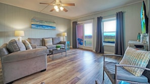 Apartment (1 Bedroom) | Interior - Rest Ashored by Avantstay Port A Condo + Beach Access + Pickleball Court + Basketball Court (Port Aransas)