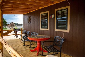 Outdoor dining - RRR Retreat on the Medina (Medina)
