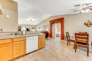 Private kitchen - Spacious home with private heated pool with waterfall, putting green & firepit (Goodyear)