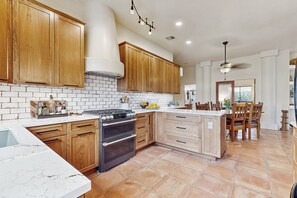 Fridge, microwave, oven, stovetop - Modern Spanish, Dog-Friendly Home w/Mtn View, Private Pool, Spa, & Grill (La Quinta)