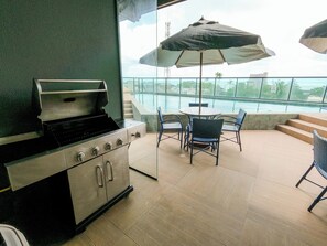 BBQ/picnic Area - Villa Oceânica em Porto by Easy Home (Ipojuca)