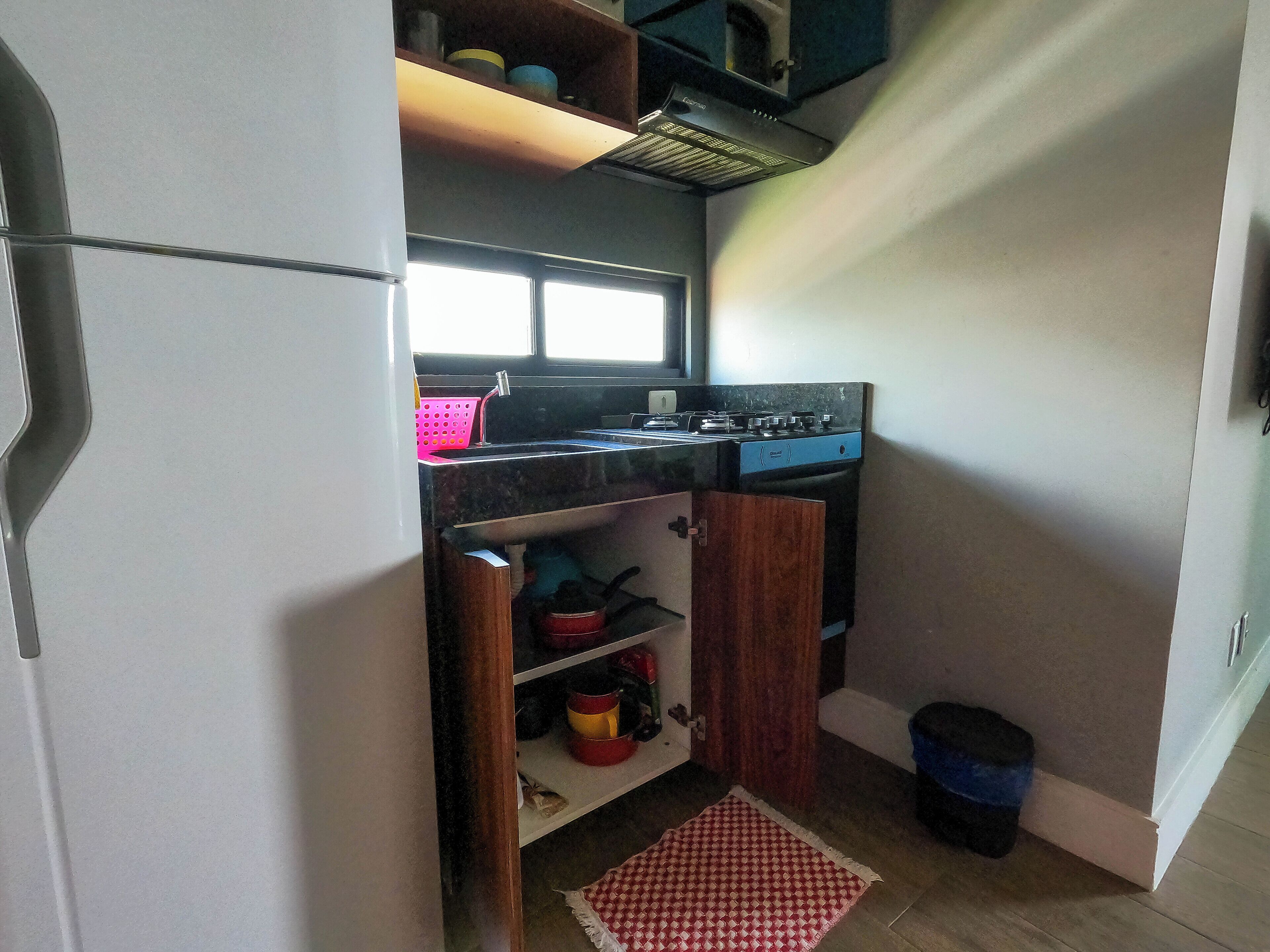 Căn hộ tiện nghi đơn giản, lanai, quang cảnh thành phố | Bếp riêng | Dụng cụ pha cà phê/trà, lò nướng bánh mì, máy xay thực phẩm, bàn ăn 