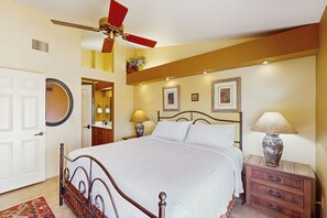 2 bedrooms, free WiFi, bed sheets - Classic and comfortable condo with pool, hot tub, & tennis (Tucson)