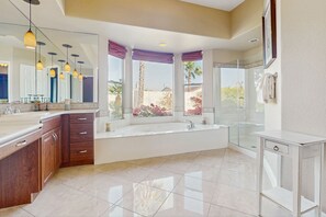 Shower, hair dryer, towels - Stunning Versailles Home w/Pvt. Pool & Spa-Large Yard, Furnished Patio & Firepit (Rancho Mirage)