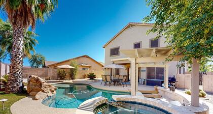 Home with private pool, spa, swim-up bar/grill, outdoor dining, firepit, & W/D