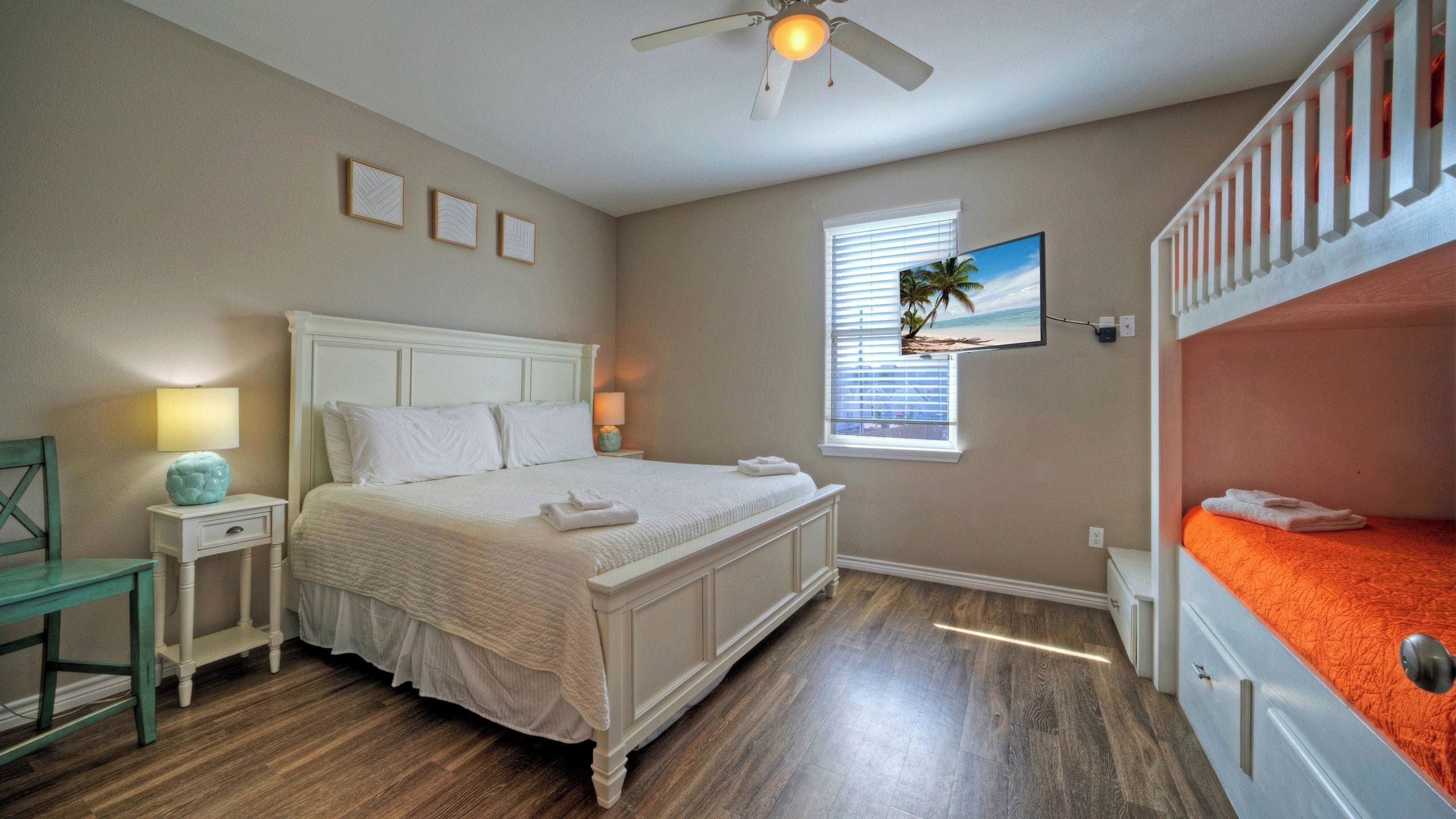 Apartment (4 Bedrooms)