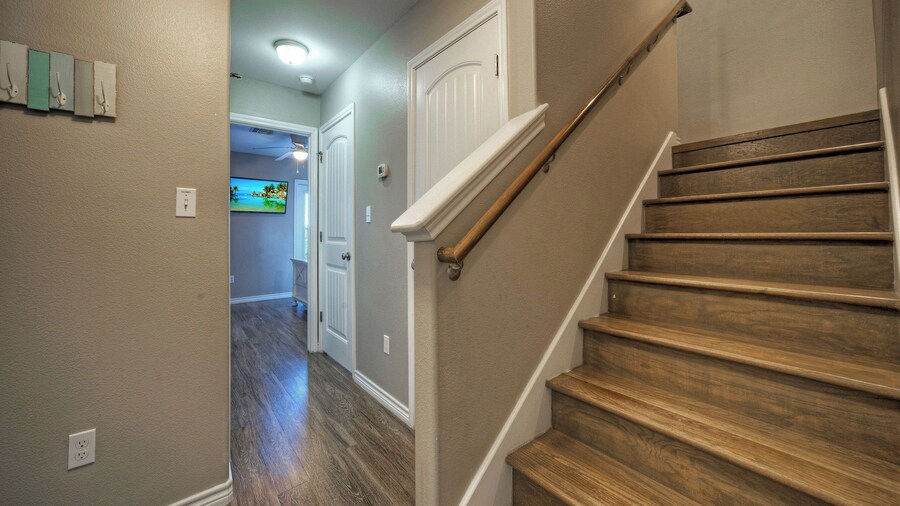 Ocean's 96 by Avantstay Heated Pool + Foosball Table + Media Room + Walk to North Padre Beach