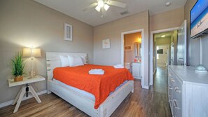 Apartment (4 Bedrooms) - Ocean's 96 by Avantstay Heated Pool + Foosball Table + Media Room + Walk to North Padre Beach (Corpus Christi)