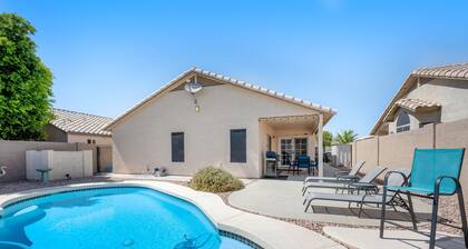 Sunny & stylish home with private pool, central AC, W/D & firepit
