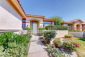 Exterior - Dog-Friendly Golfer's Haven w/Private Pool & Spa - On 6th Hole of Dunes Course (La Quinta)