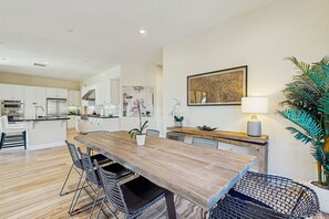 Dining - Trilogy Polo Club home w/private jacuzzi, Peloton, shared pool & tennis courts (Indio)