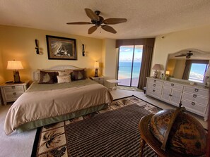2 bedrooms, free WiFi, bed sheets - Summer Fun!  Oceanfront 2BR/2BA Corner Condo – Stunning Views (Daytona Beach Shores)