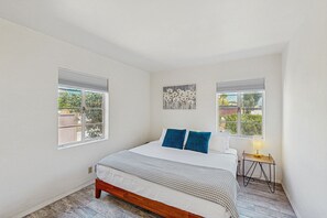 2 slaapkamers, een strijkplank/strijkijzer, gratis wifi, beddengoed